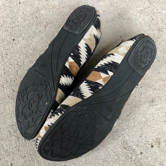 Flats - Picture 3 of 3